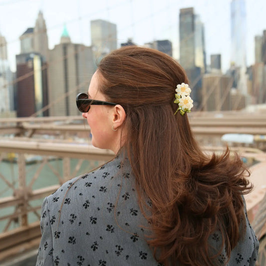 DAISY STEM HAIR JAW CLIP
