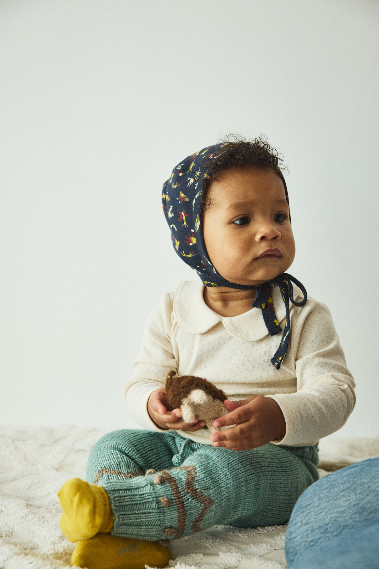 BABY PATTIE COLLAR ONESIE - STRING