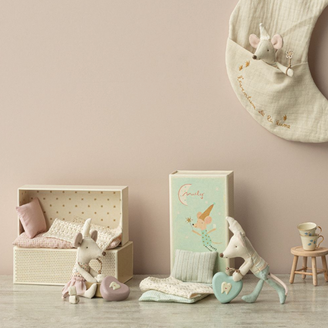 MAILEG LITTLE SISTER TOOTH FAIRY MOUSE IN MATCHBOX - PURPLE