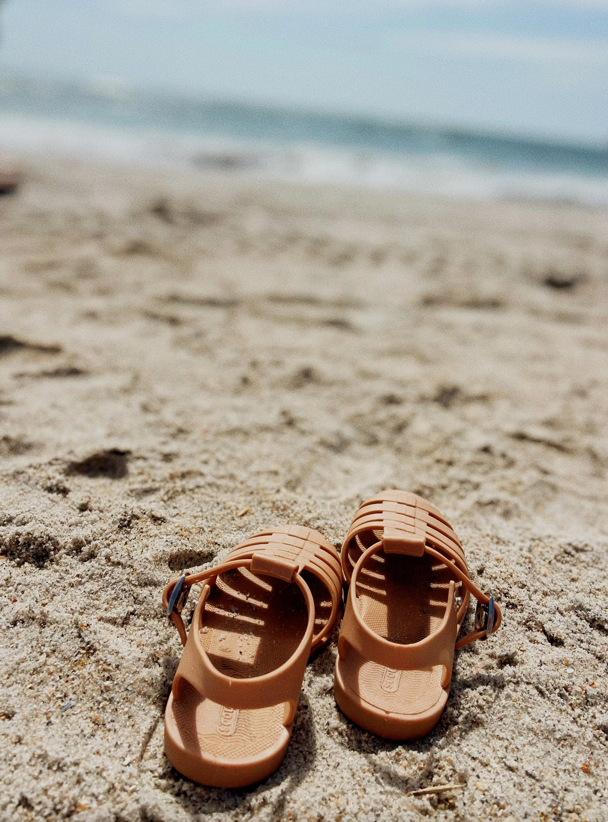 CARAMEL FISHERMAN JELLY SANDALS