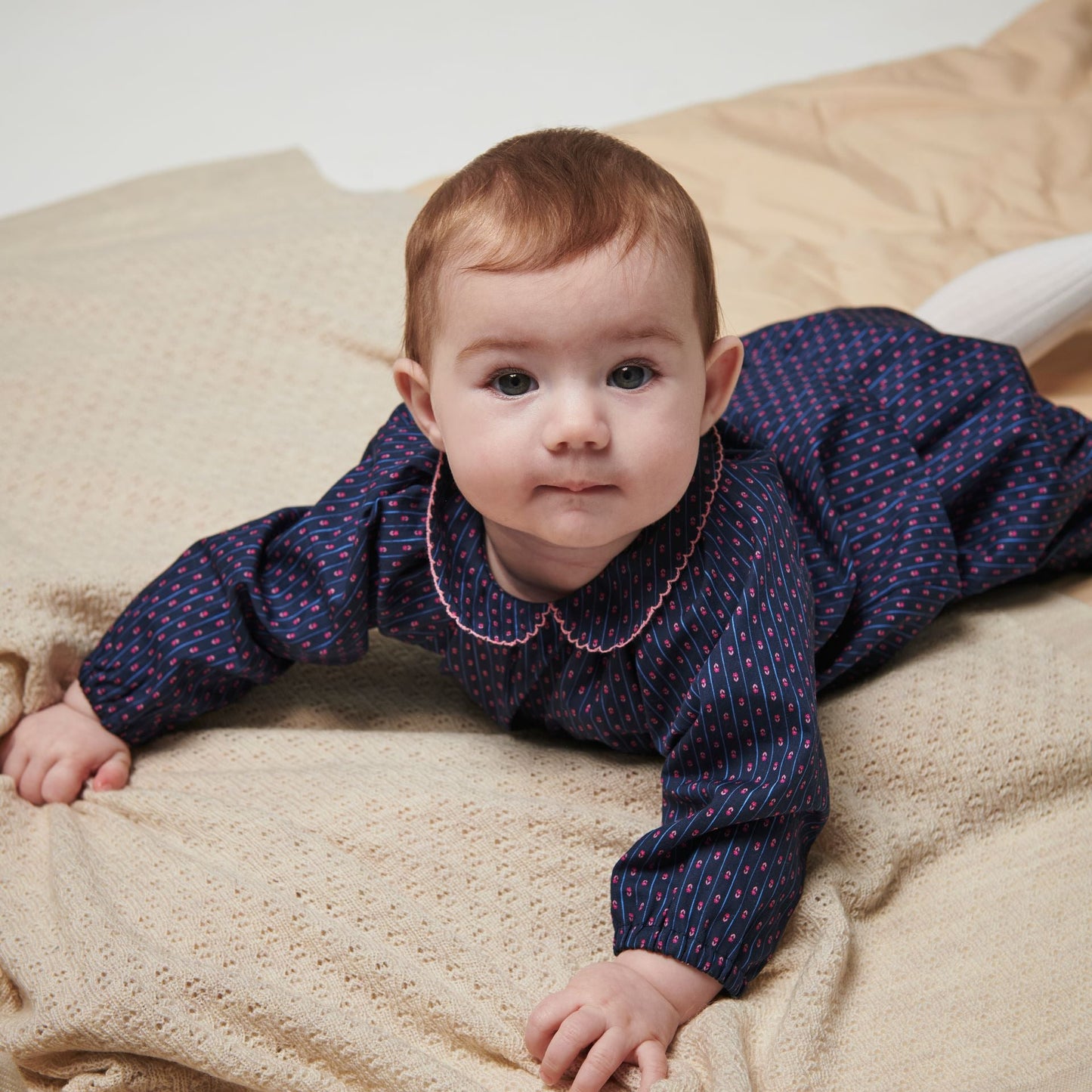 FLOWER BABY SET BLOUSE & BLOOMERS - NAVY