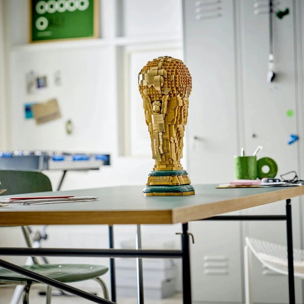 FIFA WORLD CUP OFFICIAL TROPHY