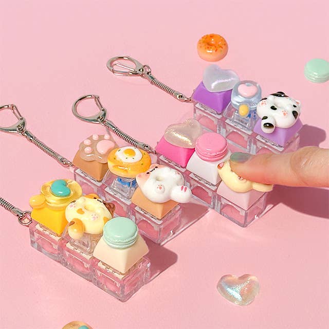 DIY KEYBOARD KEYCHAIN KIT - CLICKABLE FIDGET