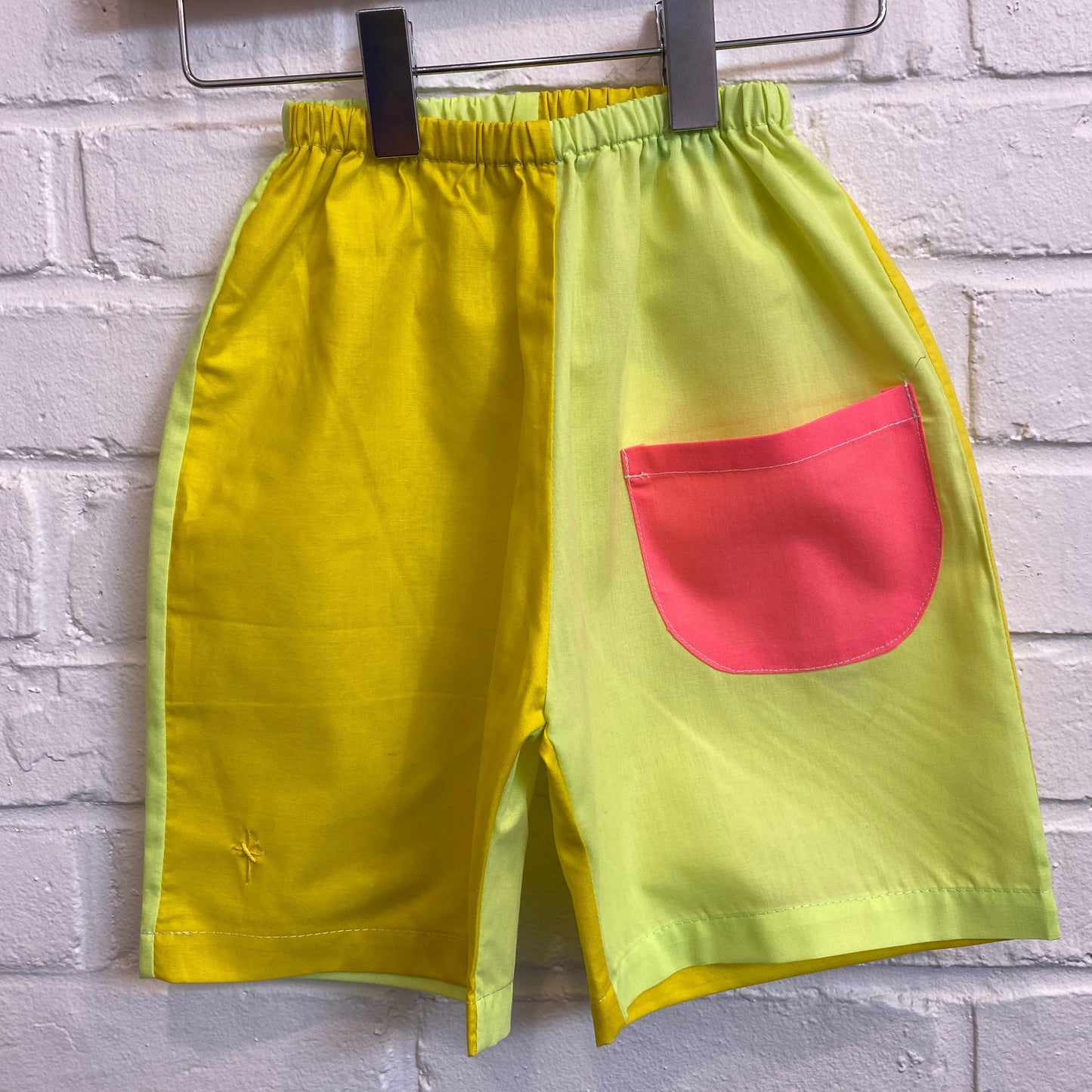 NELLIESOO SHORTS - SIZE 0-1.5 YRS