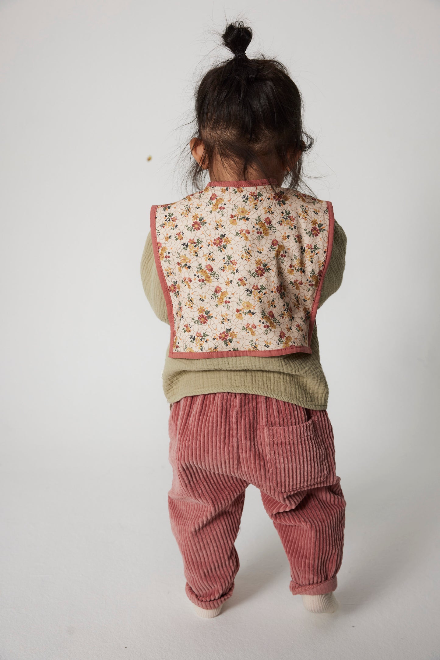 ABBIE FLORAL VEST