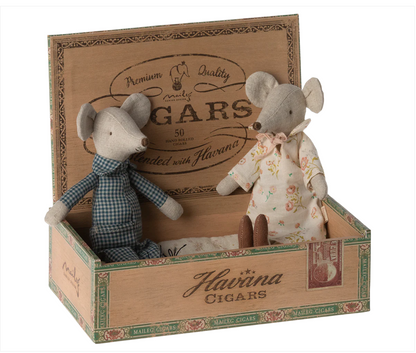 MAILEG GRANDMA & GRANDPA MICE - NEW FOR 2023