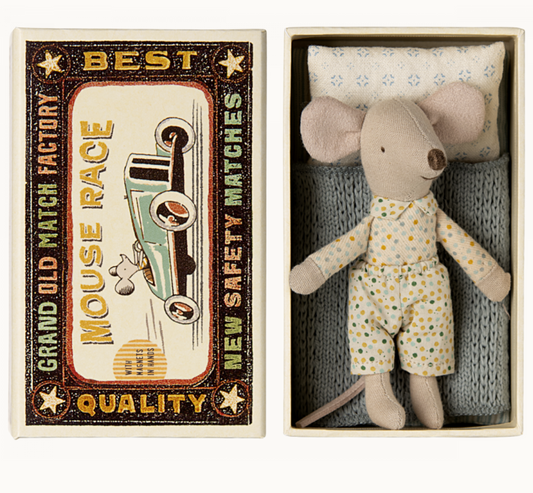 MAILEG LITTLE BROTHER MOUSE IN MATCHBOX -POLKA DOT SHORTS + MAGNETS IN HANDS