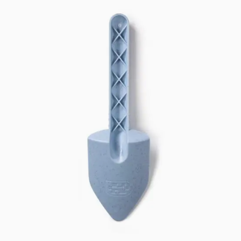 GARDEN SPADE