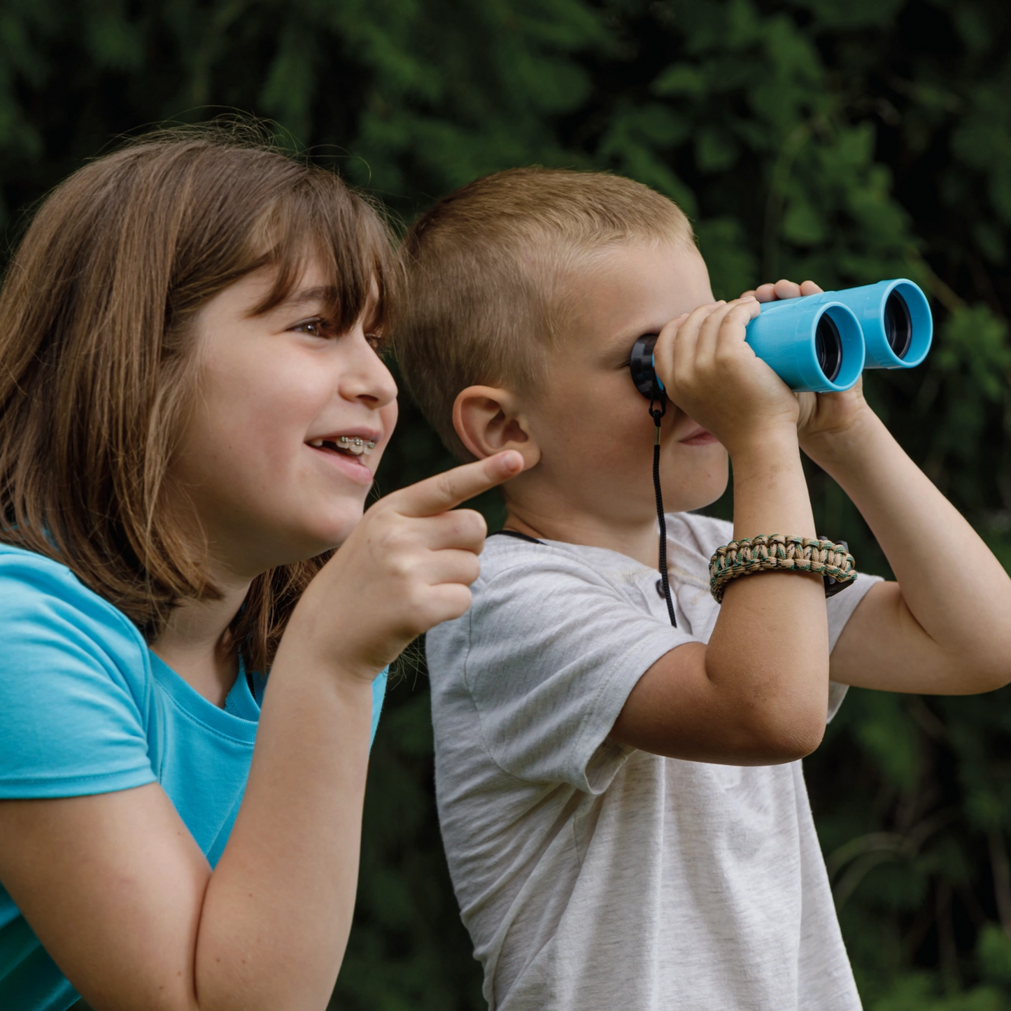 FIELD BINOCULARS