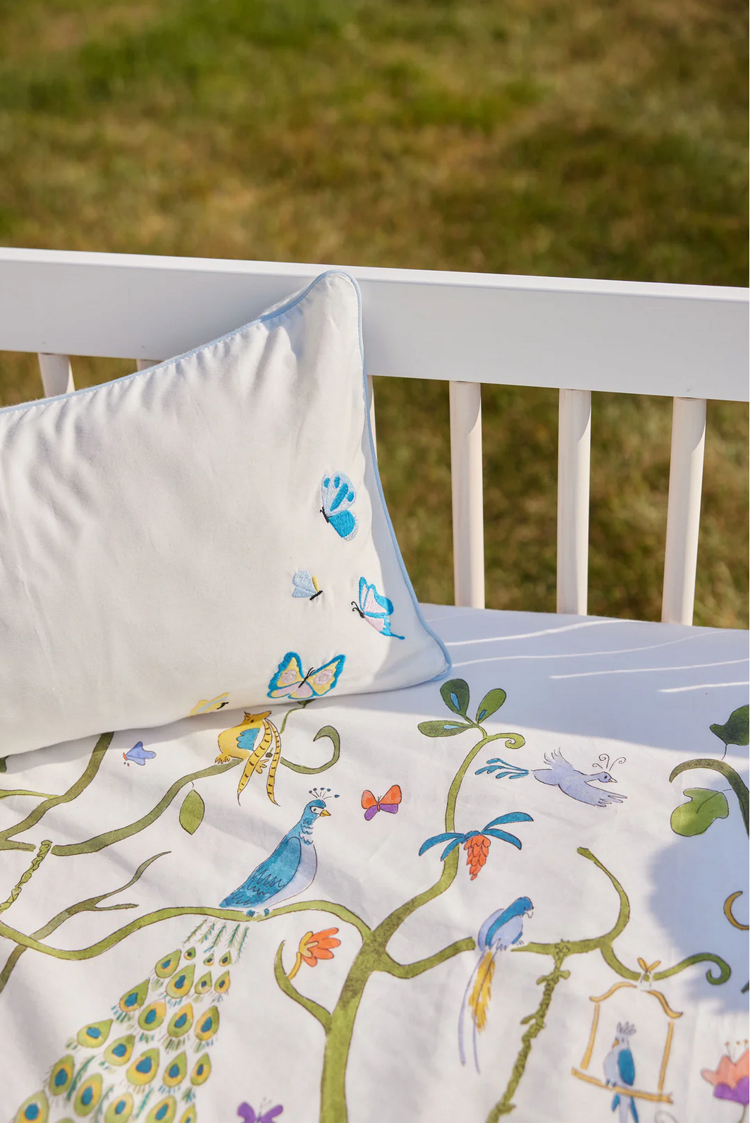 TROPICAL CHINOISERE CRIB SHEET