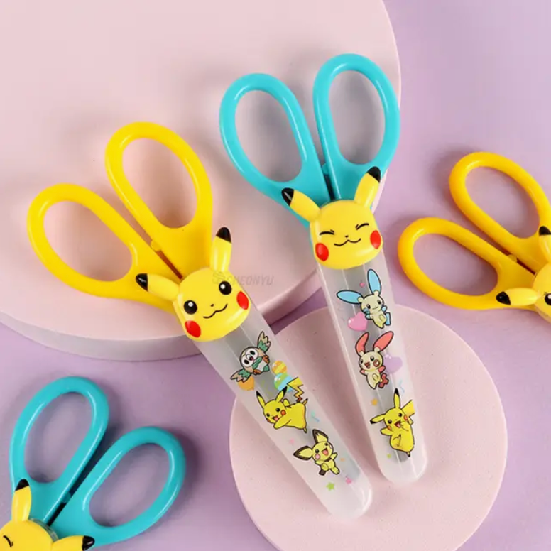 POKEMON SCISSORS WITH SAFETY CAP