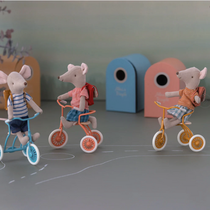 MAILEG TRICYCLE MOUSE CLOTHING SET - BIG SISTER / BROTHER