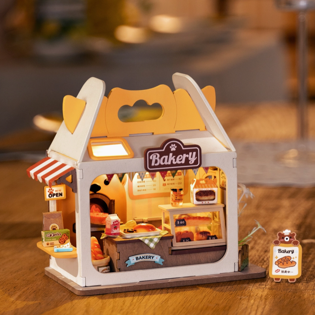 DIY MINATURE HOUSE KIT: TEDDY'S BREADBOX