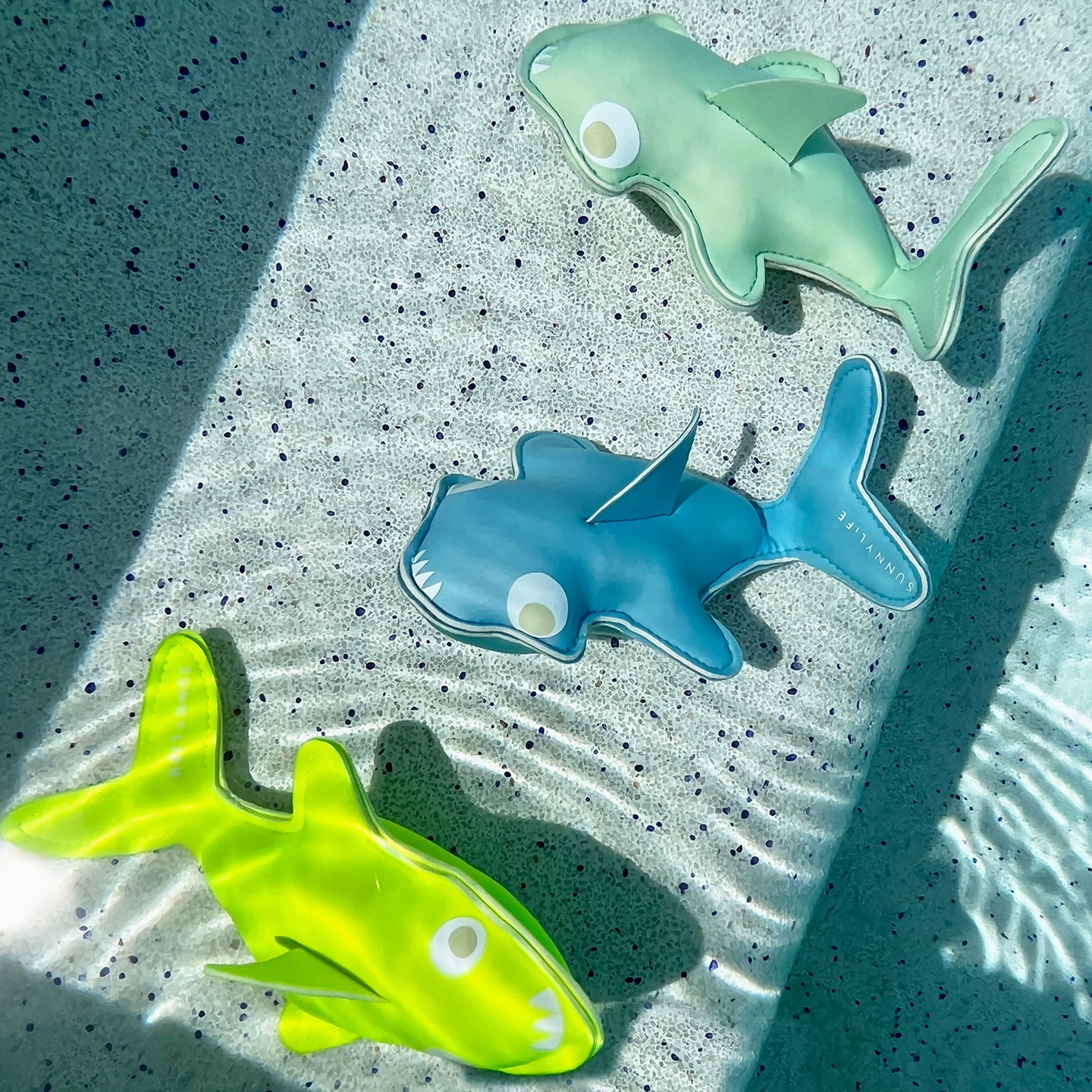SALTY THE SHARK DIVE BUDDIES - SET OF 3