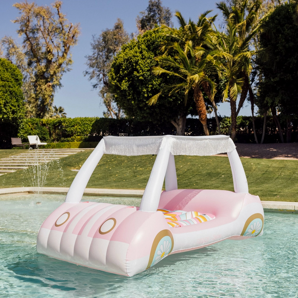 FUNBOY X MALIBU BARBIE™ GOLF CART POOL FLOAT