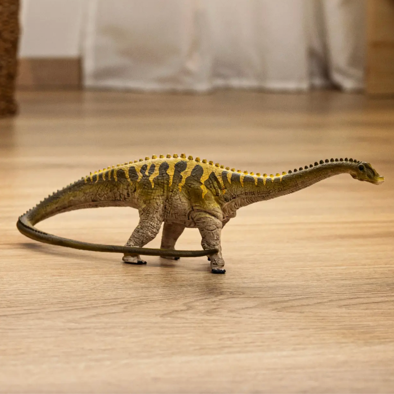 SCHLEICH DIPLODOCUS DINOSAUR
