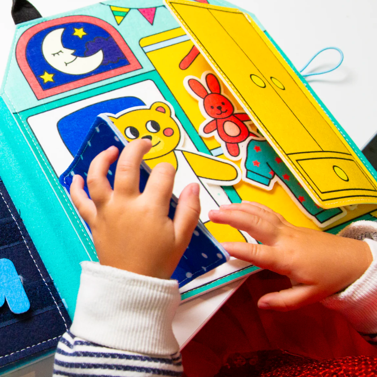 MONTESSORI PLAY KIT - MY DAY