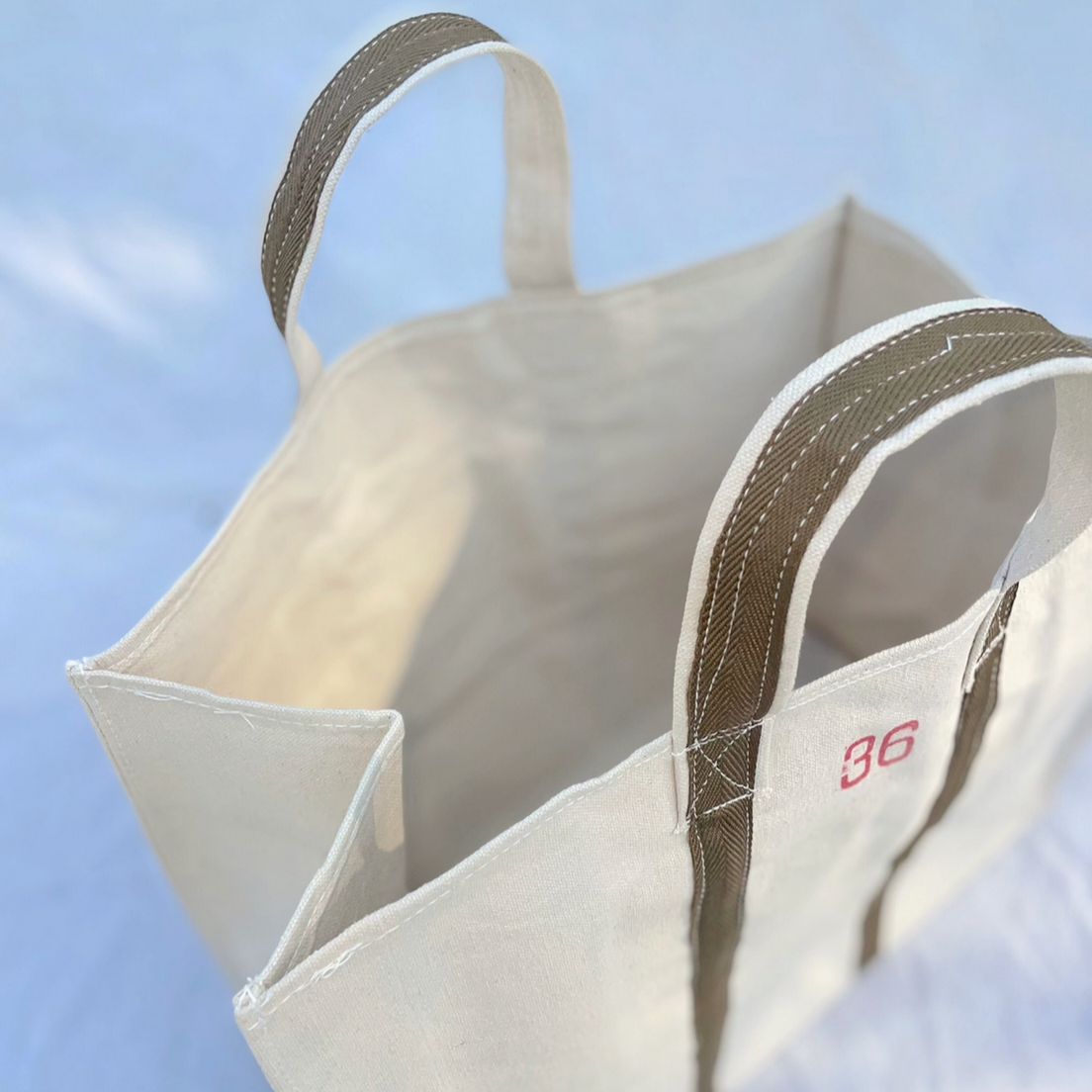 HEAVY DUTY NATURAL CANVAS TOTE 36 - GOLD