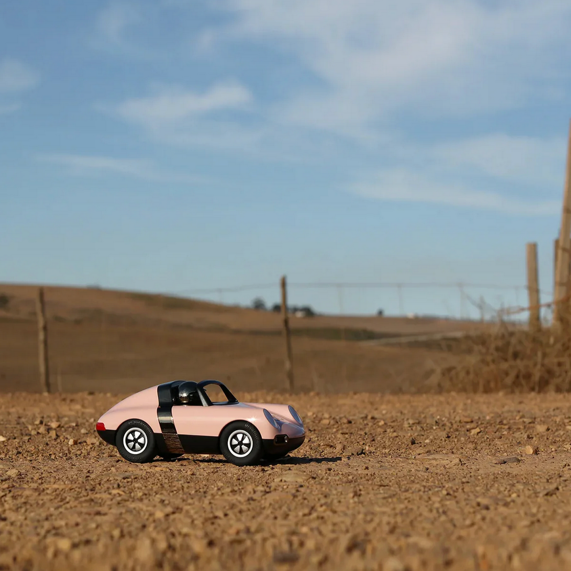 PLAYFOREVER LUFT CAR - POP PINK