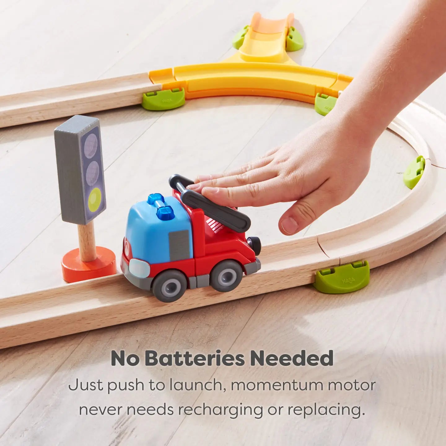 HABA FIRE TRUCK WITH LADDER & MOMENTUM MOTOR