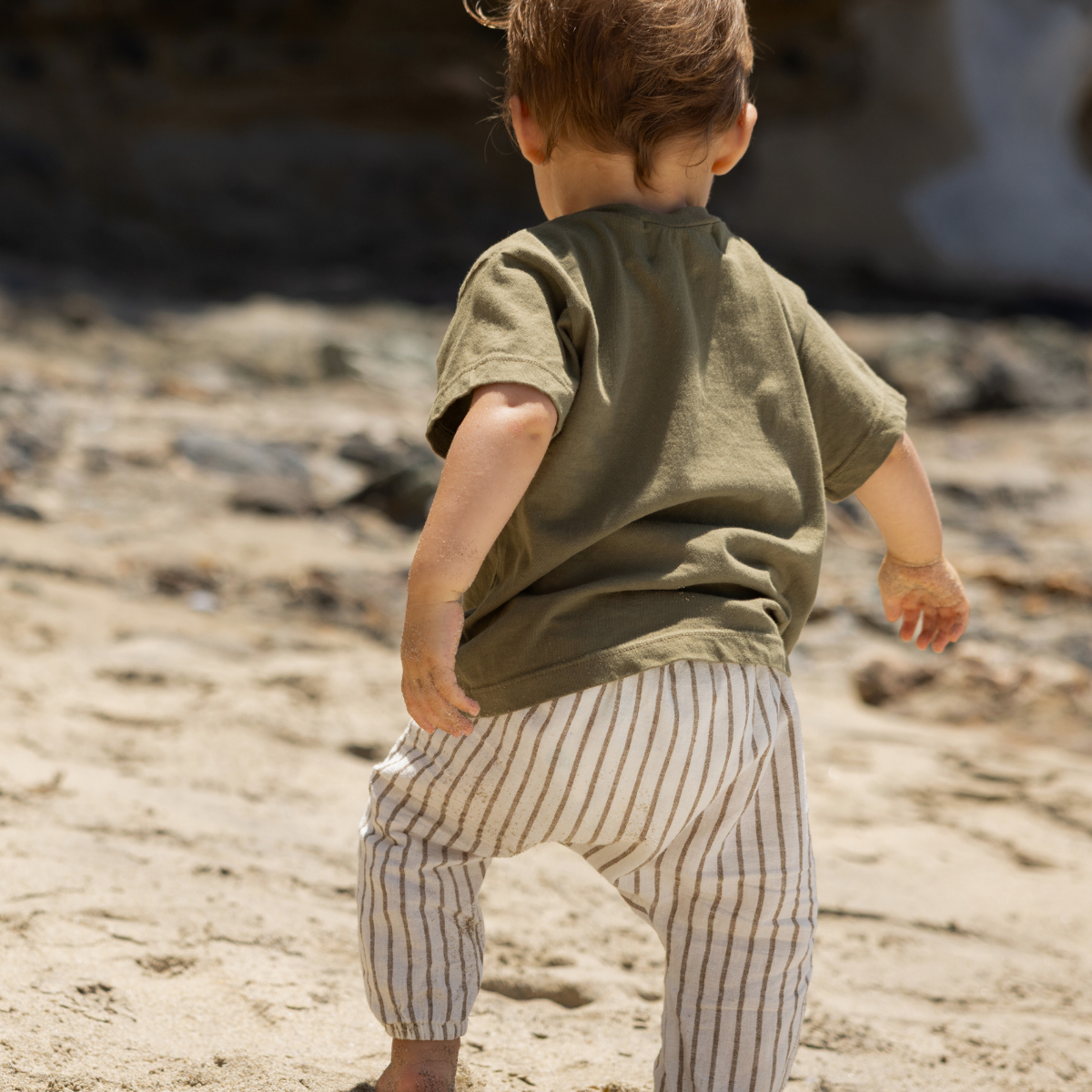 ORGANIC STRIPED GRAY TEE