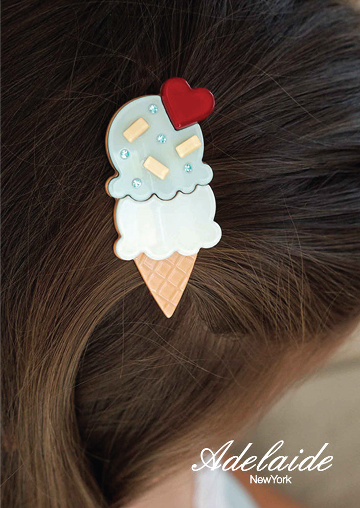 DOUBLE SCOOP ICE CREAM CLIP