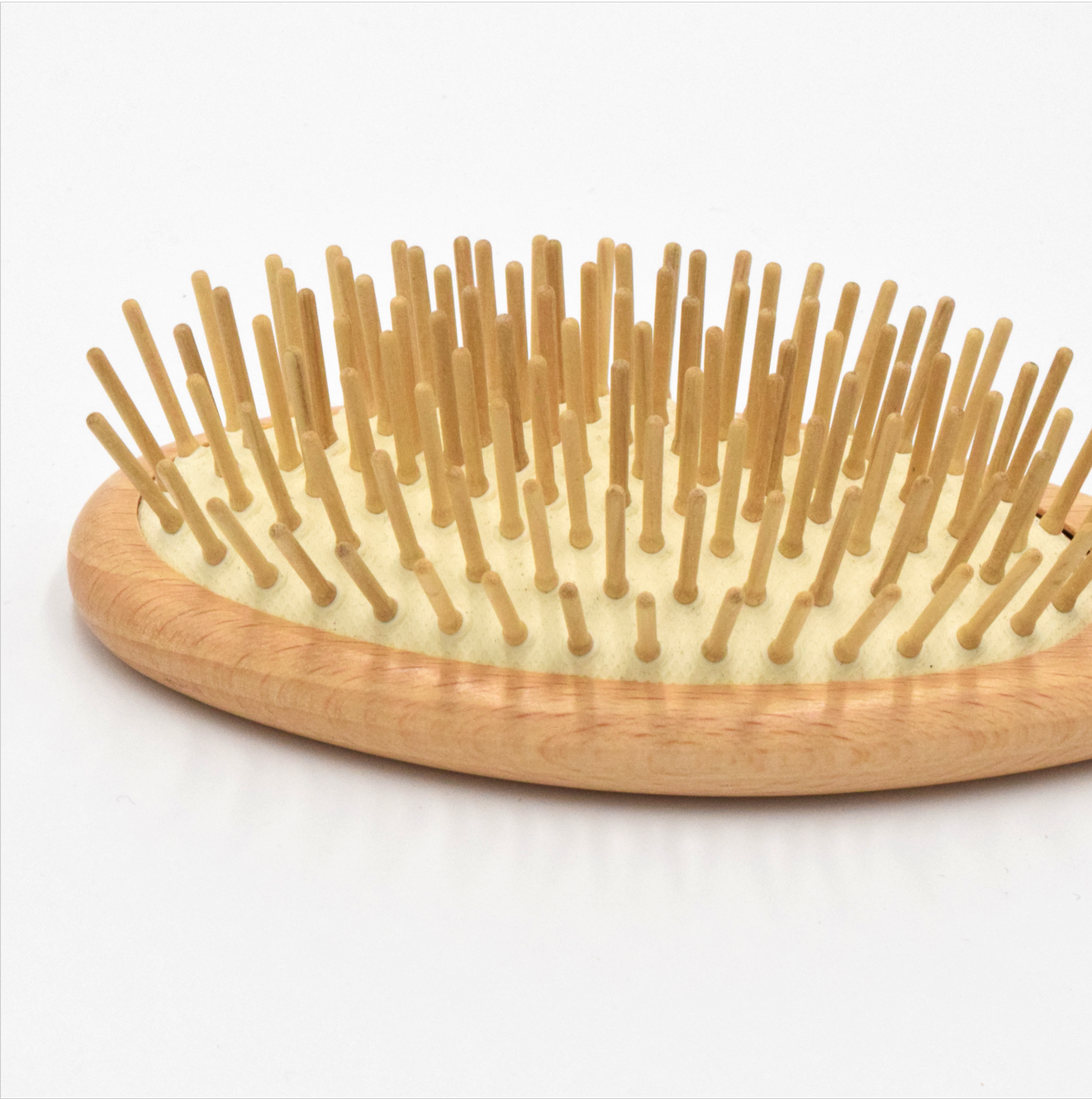 CHILD HAIR BRUSH