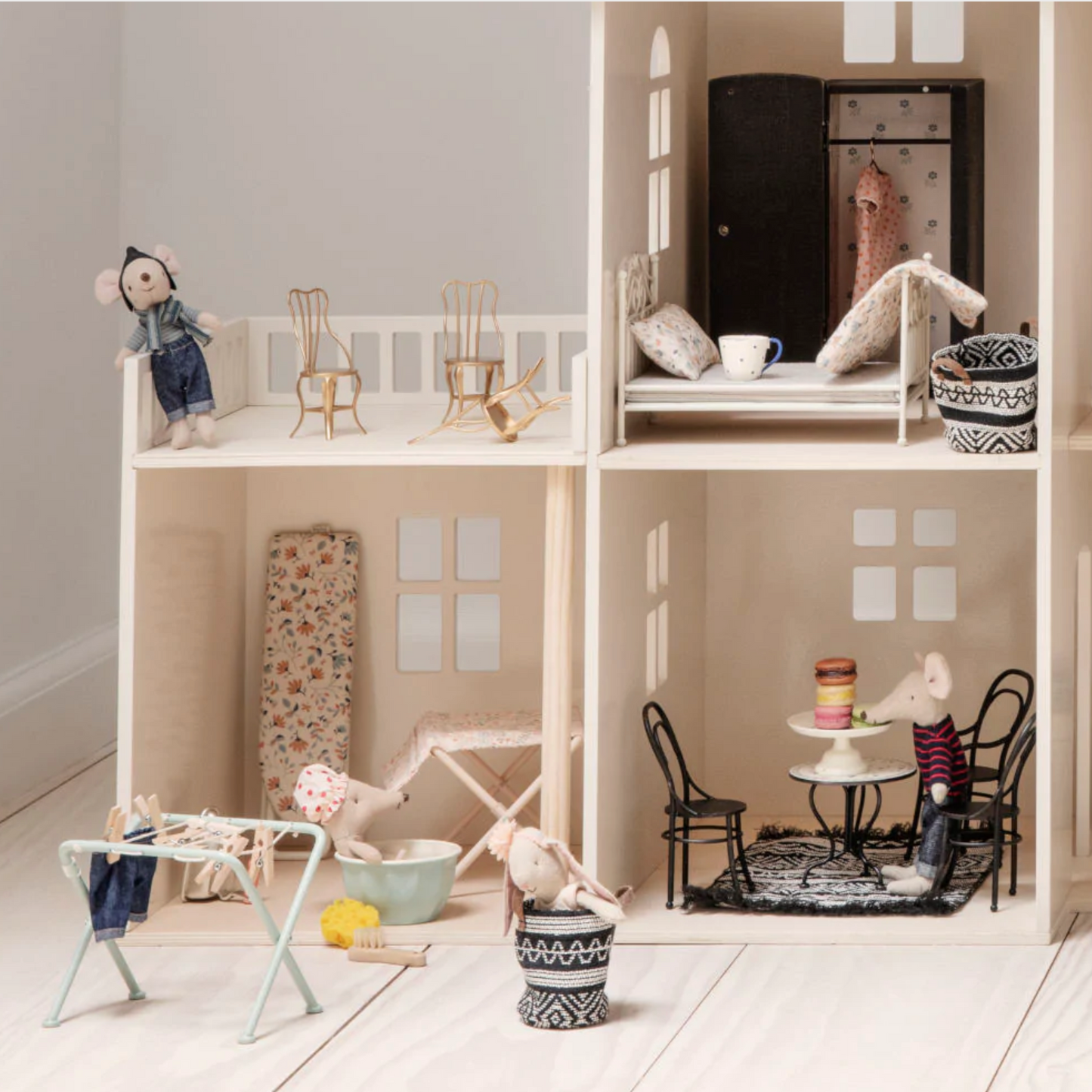 MAILEG DRYING RACK WITH PEGS