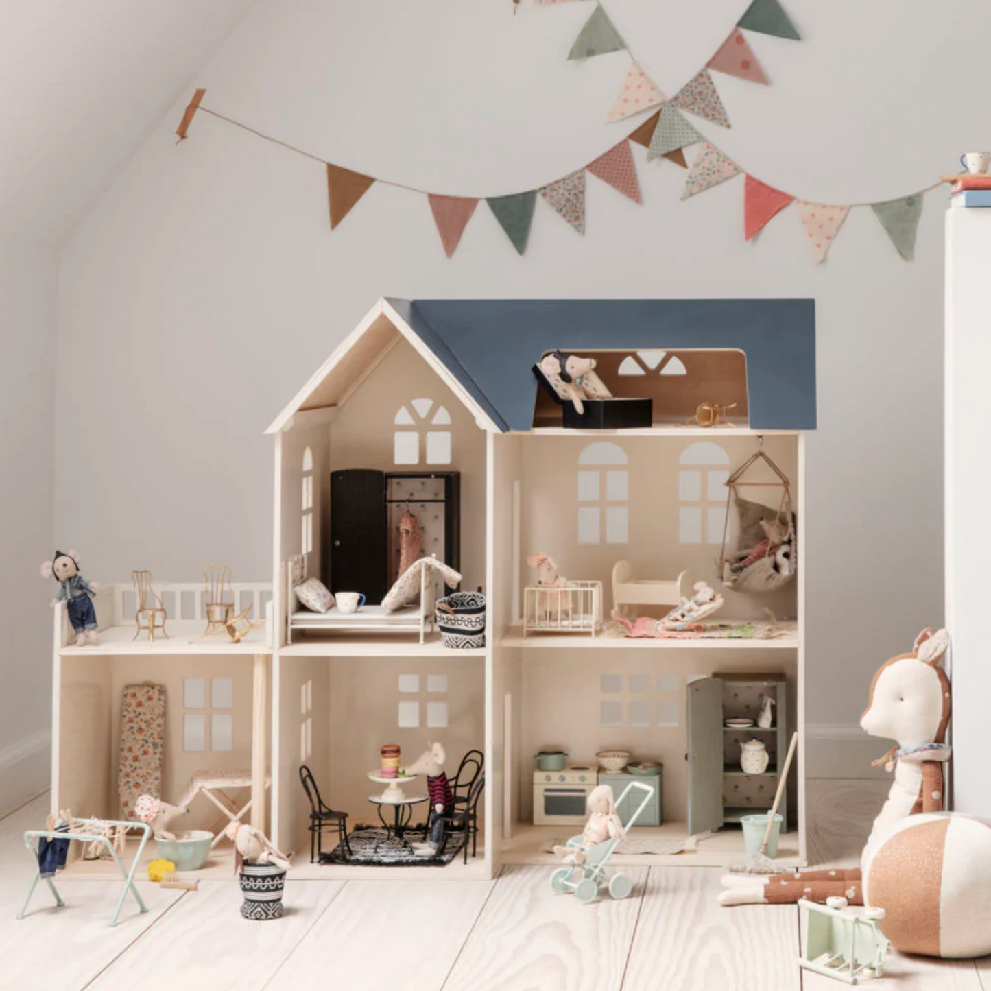 MAILEG DRYING RACK WITH PEGS