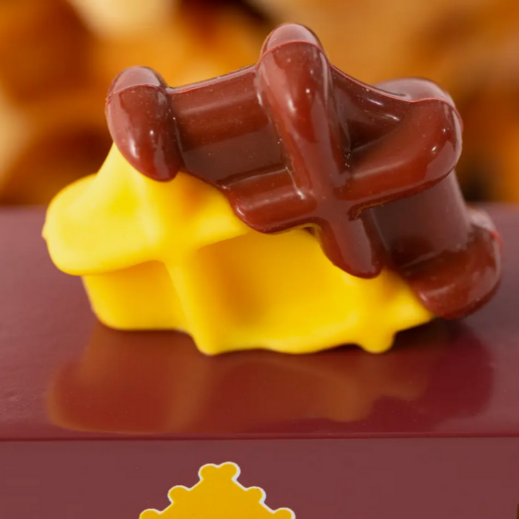 VINTAGE WAFFLE TRUCK