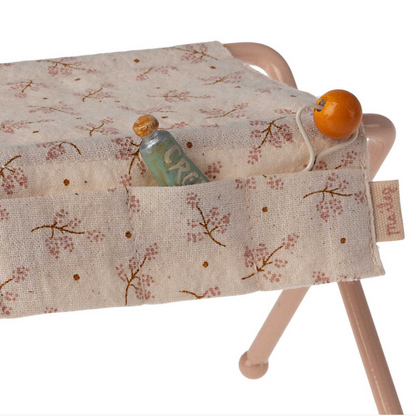 NURSERY TABLE, BABY MOUSE - ROSE