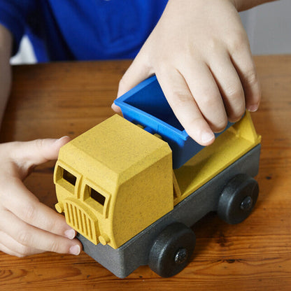 LUKE'S TOY FACTORY TRUCK