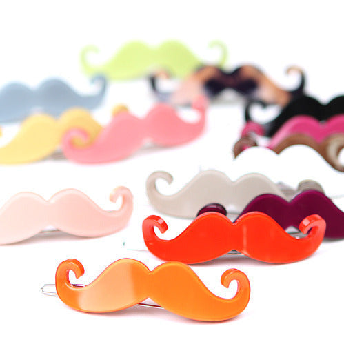 MOUSTACHE HAIRPIN