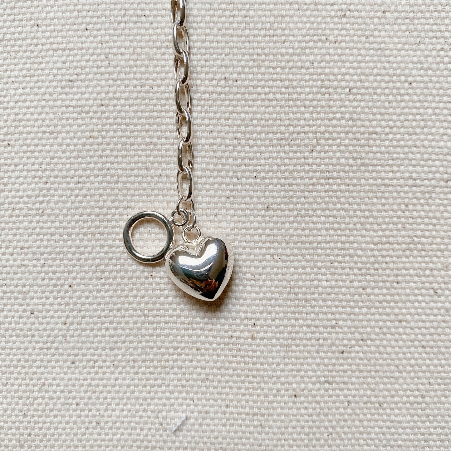 SILVER TOGGLE FLOATING HEART BRACELET